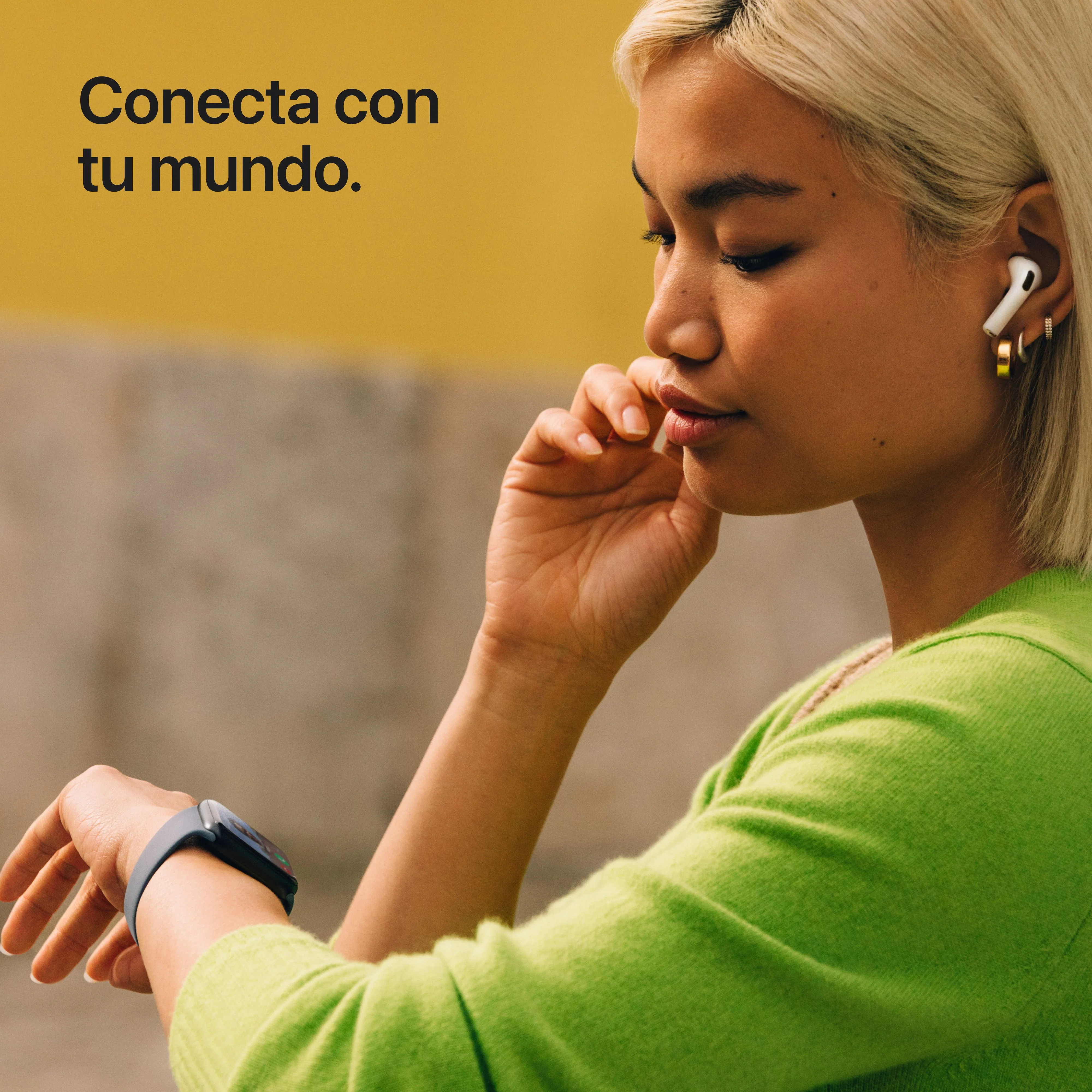 Apple Watch SE 3 (GPS + Cellular) - Caja de aluminio en color medianoche de 40 mm - Correa deportiva color medianoche - Talla M/L - Image 4