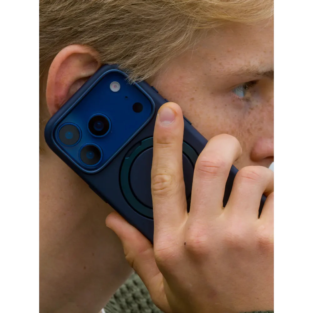 Funda Roskilde Midnight MagSafe Kick ICON iPhone 17 Pro | DBRAMANTE - Image 6
